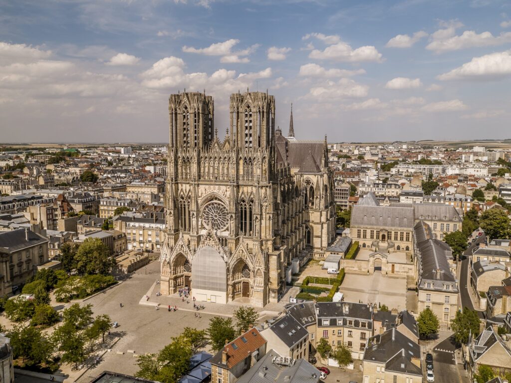transfert-reims-epernay-cathédrale