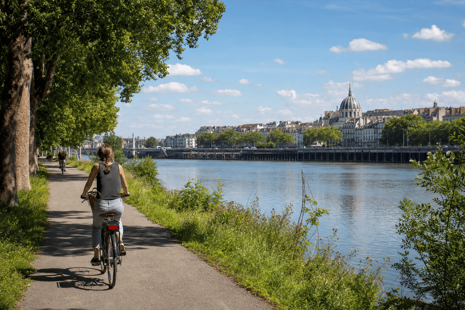 Balade à vélo au fil de la Loire à Nantes — Nantes
