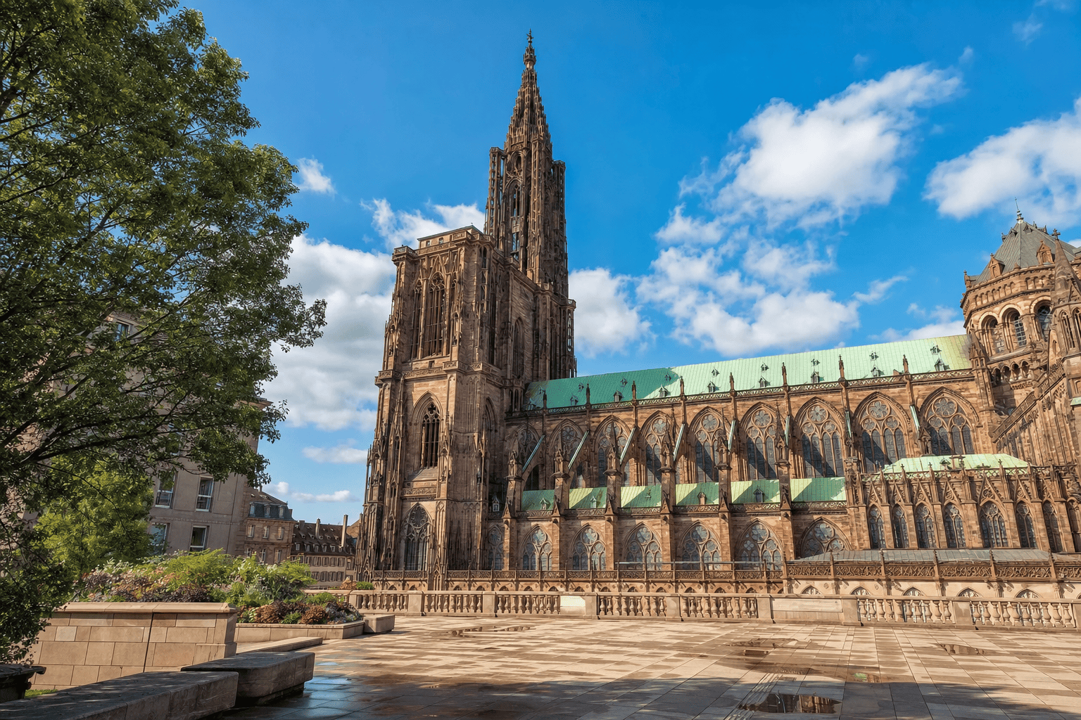 Cathédrale Notre-Dame de Strasbourg et sa plateforme — Strasbourg