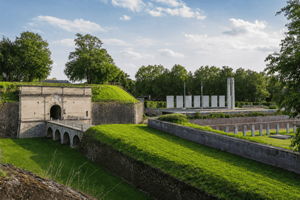 Citadelle d’Arras et mémorial du mur des Fusillés