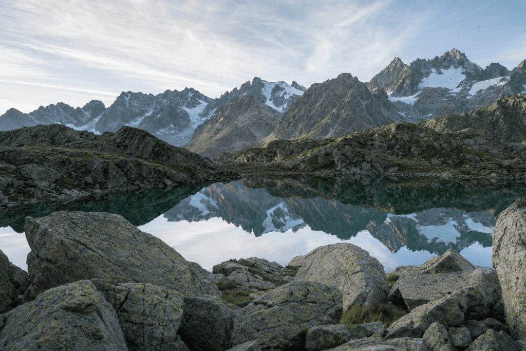 Lac Blanc et réserve naturelle des Aiguilles Rouges