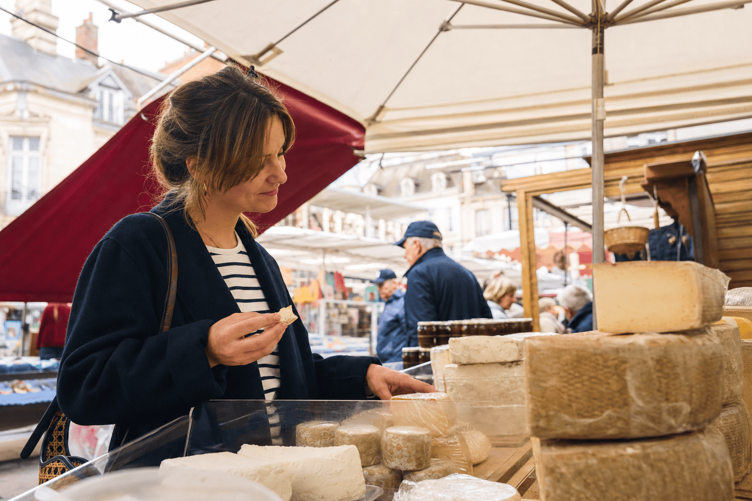 Marché d'Évreux et découverte des produits normands — Évreux