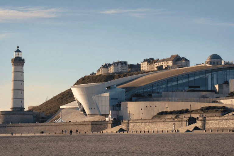 Transfert VTC Aéroport d’Orly (ORY) → Château de Chambord