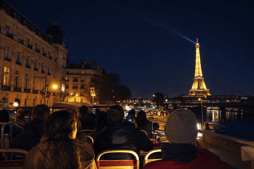 Paris by night en bus panoramique