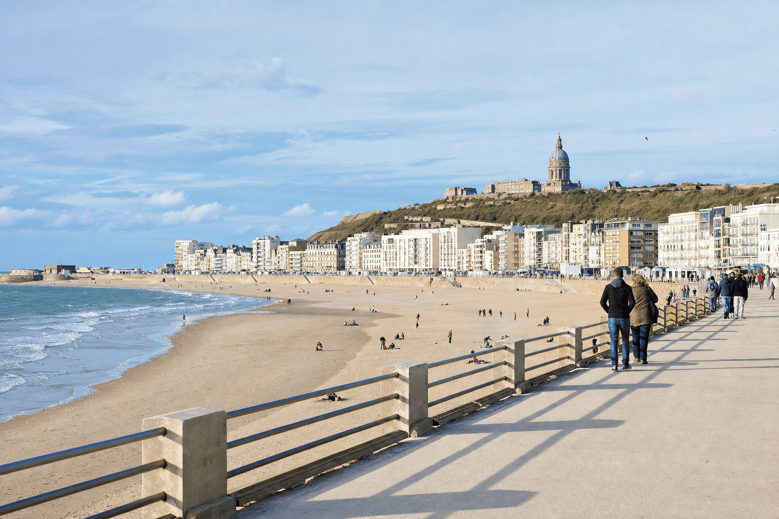 Plage de Boulogne-sur-Mer et promenade du bord de mer — Boulogne-sur-Mer