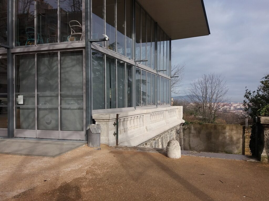 Que faire à Fourvière : basilique, théâtres antiques et panoramas sur Lyon — Lyon