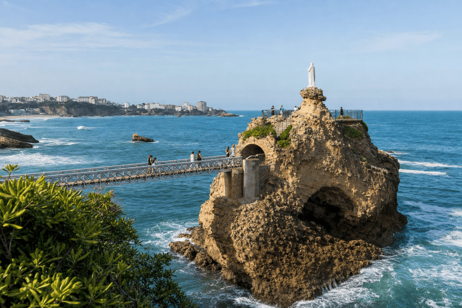 Rocher de la Vierge — Biarritz