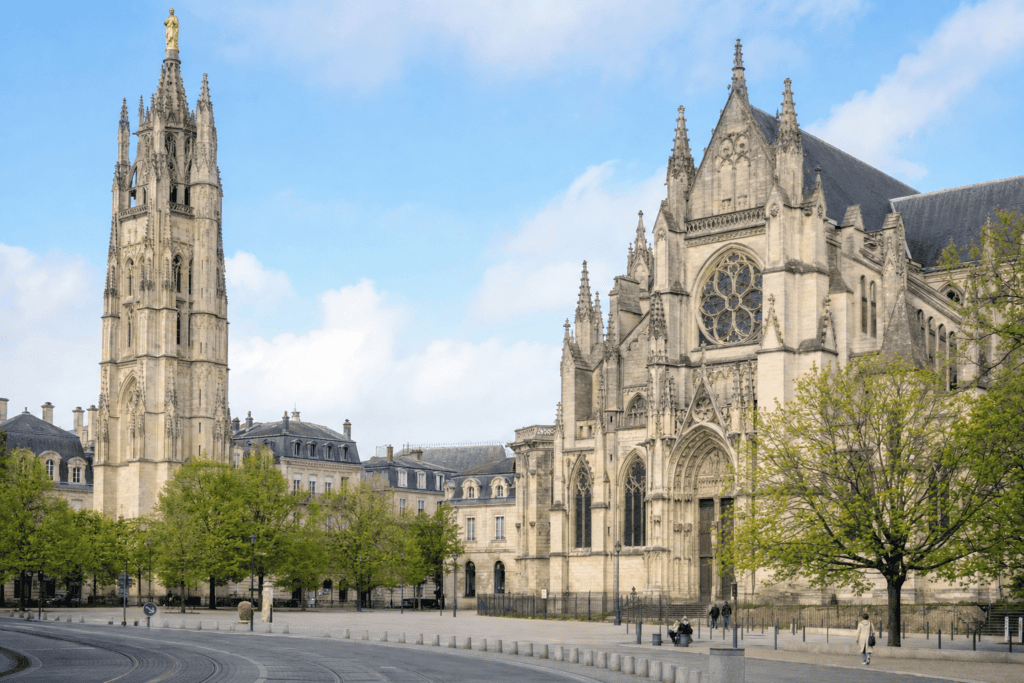 Tour Pey-Berland et cathédrale Saint-André