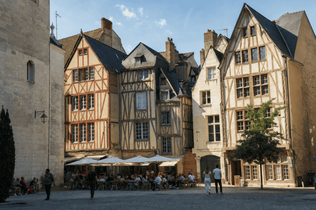 Vieux Tours et place Plumereau