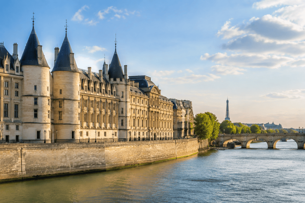 Chauffeur privé Paris plusieurs arrêts : organiser une journée réaliste