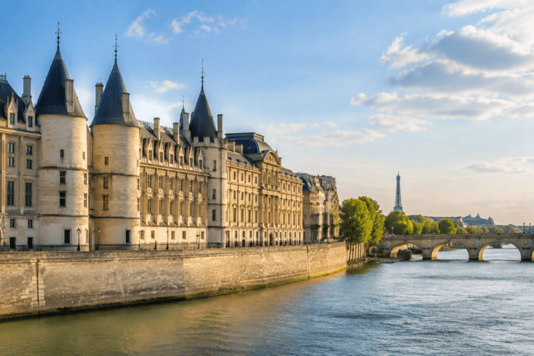 Privatchauffør i Paris med flere stop: Sådan planlægger du en dag med flere etaper