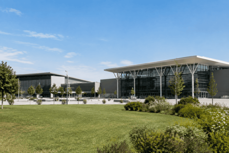 샤를 드골 공항(CDG) → 리옹 유렉스포 VTC 이동