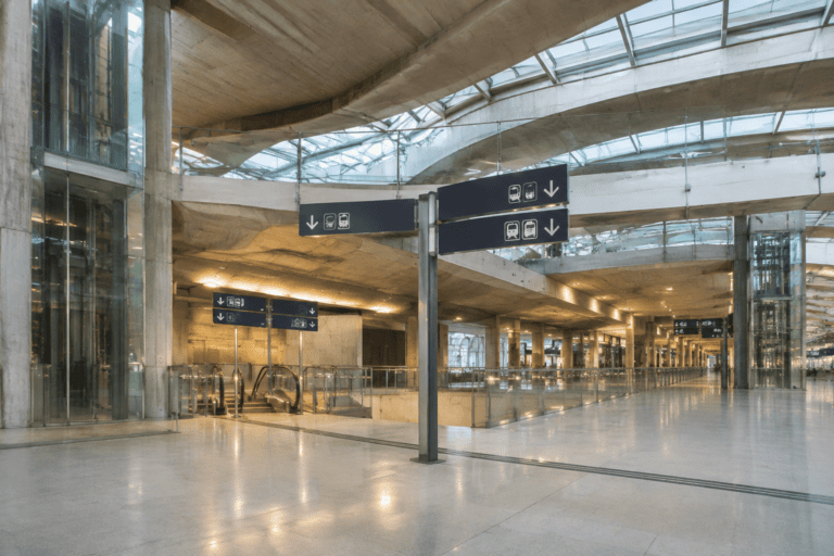 Transfert VTC Aéroport Charles de Gaulle (CDG) → Park Hyatt Paris-Vendôme