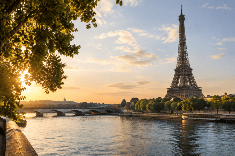 Réservation VTC Paris en ligne : vérifier avant de payer