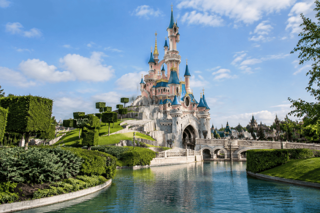Gare du Nord — Disneyland Paris: удобная поездка сразу после прибытия
