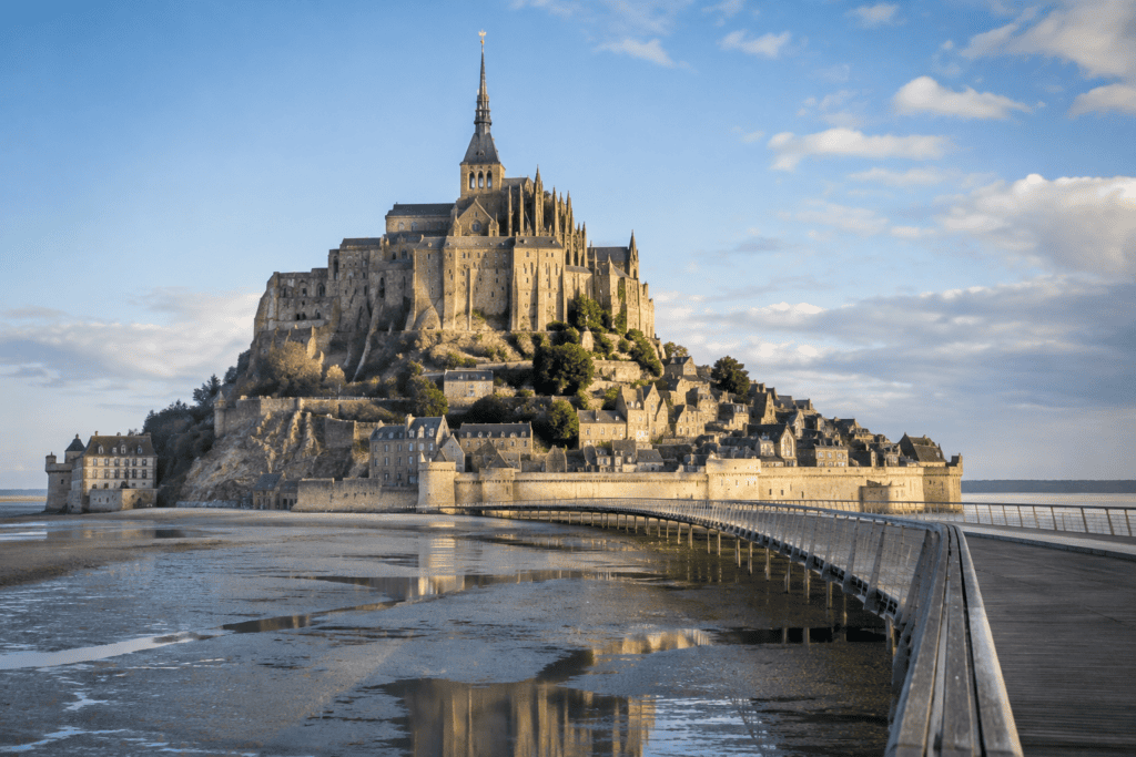Vervoer van Parijs naar Mont Saint-Michel: bereid u voor op een lange dag