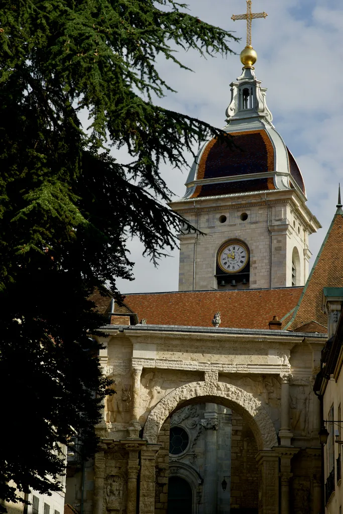 VTC privé entre Paris et Besançon