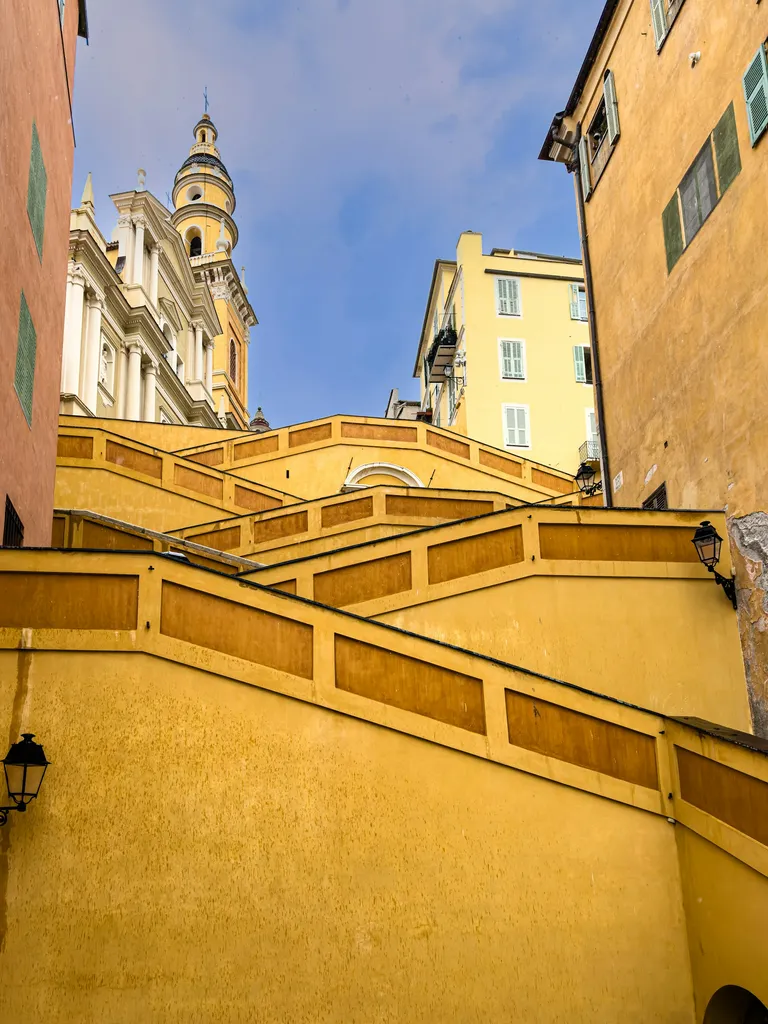 VTC privé entre Paris et Menton