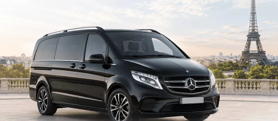 Reserva de traslado a París en furgoneta Mercedes Clase V (7 plazas)